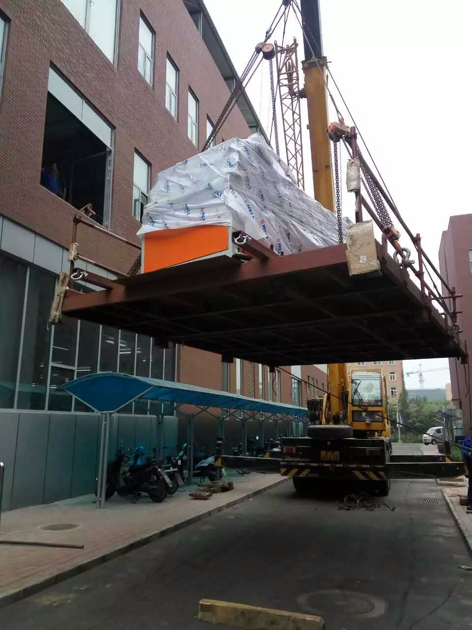 選擇設備搬運安裝起重吊裝服務重要的是什么？